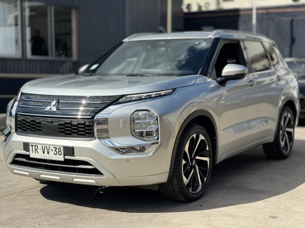 MITSUBISHI OUTLANDER 2024 GLS LTD 4X4 2.5 AUT