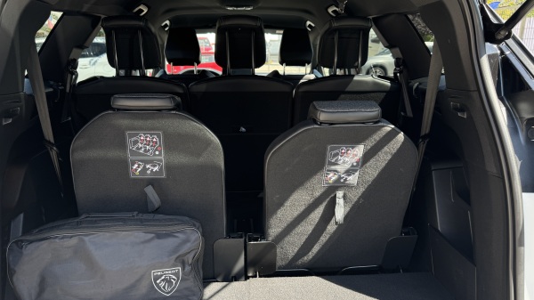 Peugeot 5008 — foto 18 de 32