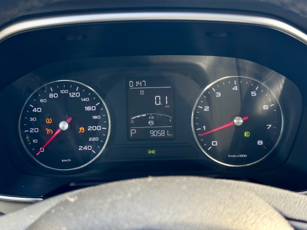 MG Rx5 — foto 18 de 25