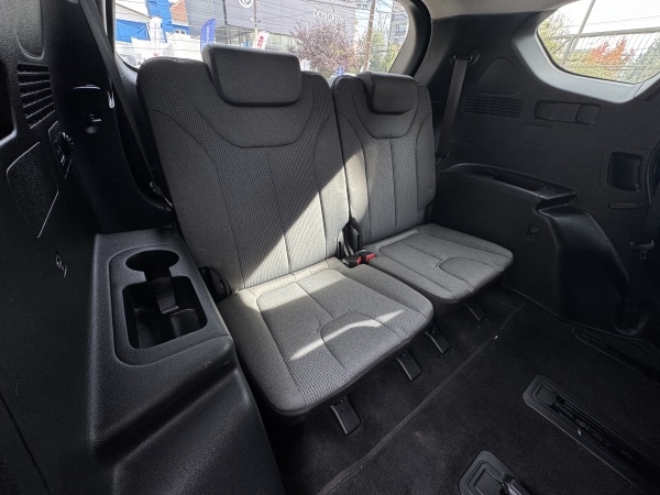 Hyundai Santa Fe — foto 15 de 25