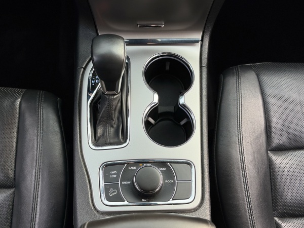 Jeep Grand Cherokee — foto 24 de 26