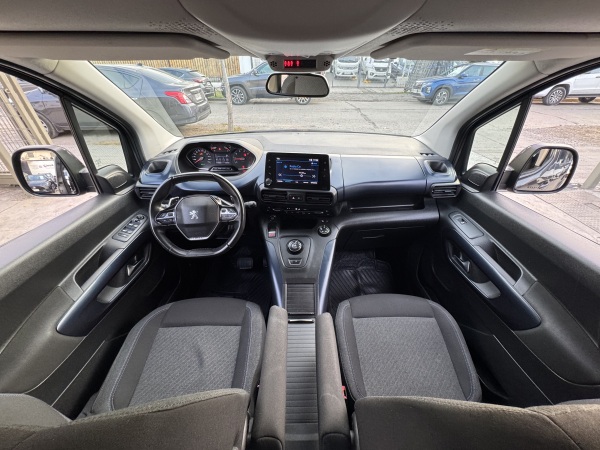 Peugeot Rifter — foto 15 de 27