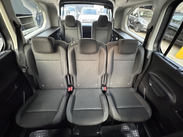 Peugeot Rifter — foto 17 de 27