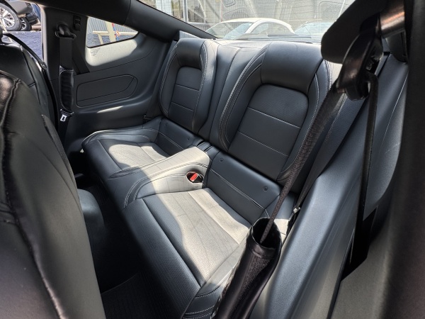 Ford Mustang — foto 16 de 24