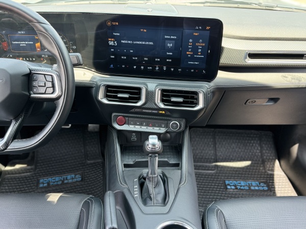 Ford Mustang — foto 20 de 24
