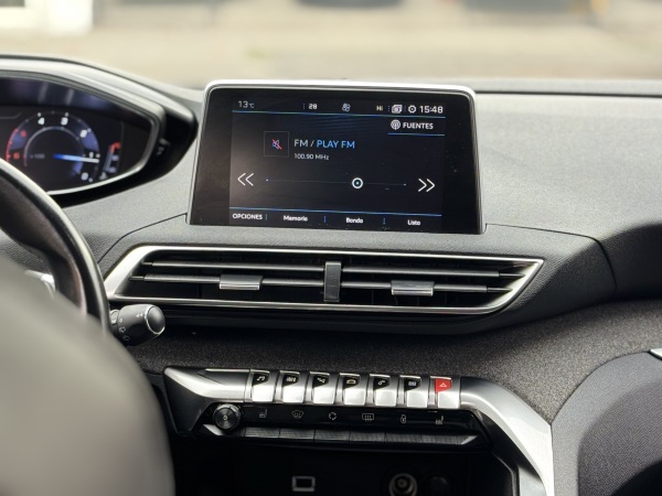 Peugeot 5008 — foto 20 de 25