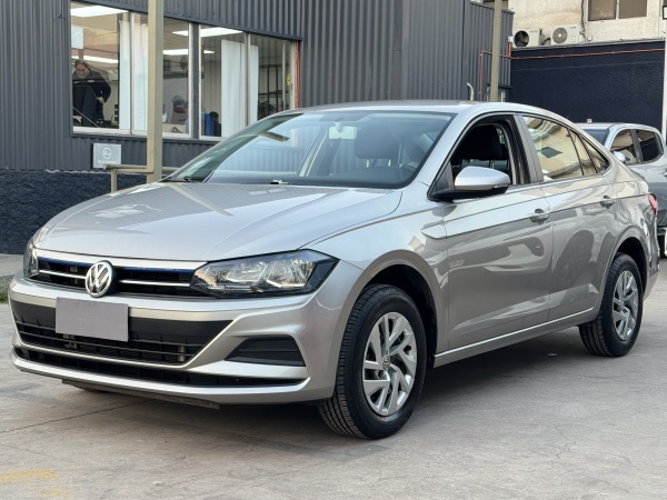VOLKSWAGEN VIRTUS 2023 TRENDLINE 1.6