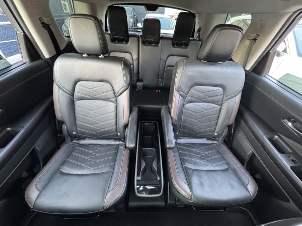 Nissan Pathfinder — foto 15 de 28