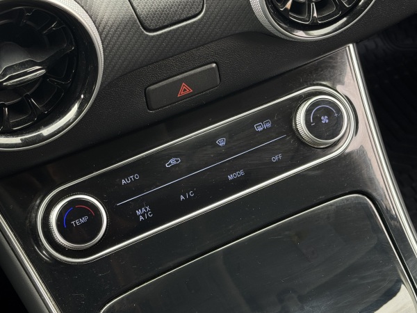 Dongfeng T5 — foto 17 de 25