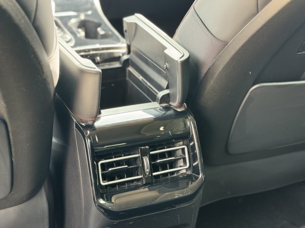 Dongfeng T5 — foto 21 de 25