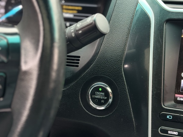 Ford Explorer — foto 19 de 28