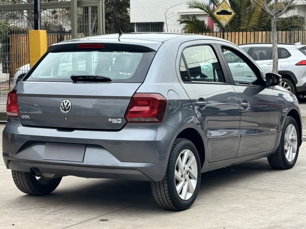 Volkswagen Gol — foto 16 de 23