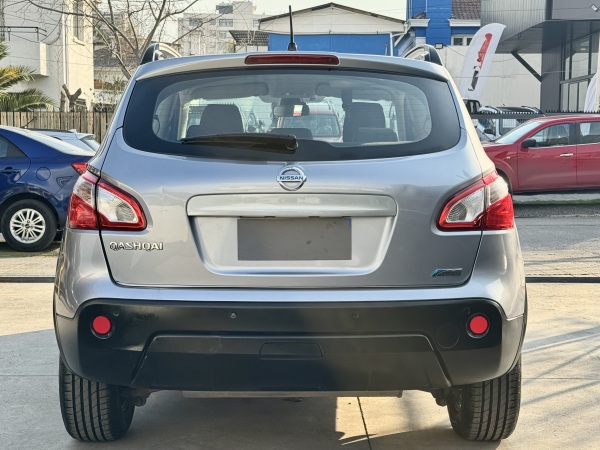 Nissan Qashqai — foto 16 de 25