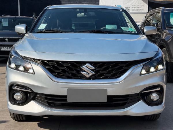 Suzuki Baleno — foto 23 de 24