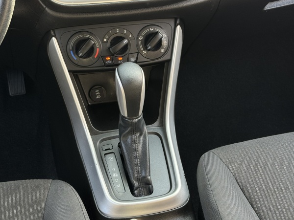 Suzuki S Cross — foto 2 de 23