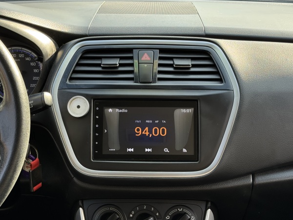 Suzuki S Cross