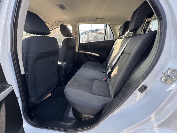 Suzuki S Cross — foto 3 de 23