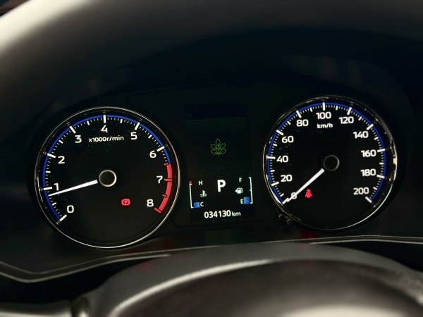 Mitsubishi Outlander Sport — foto 17 de 23