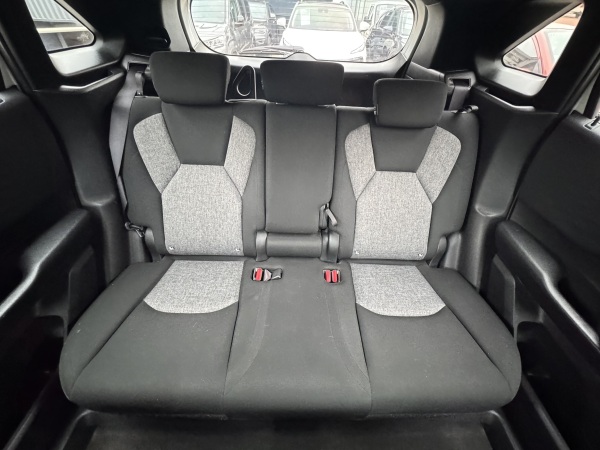 Mitsubishi Outlander Sport — foto 15 de 23