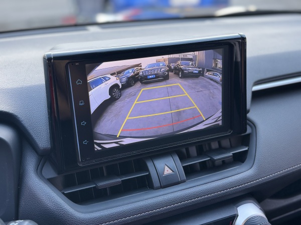 Toyota RAV4 — foto 22 de 23