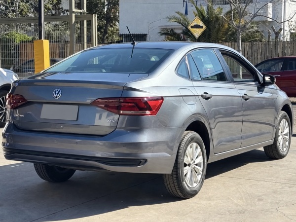 Volkswagen Virtus — foto 4 de 21