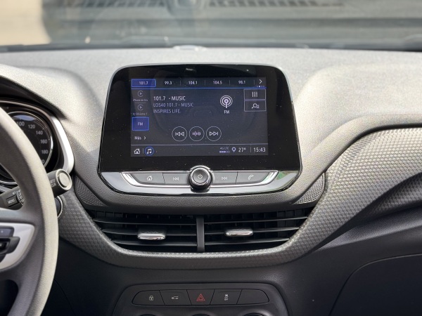 Chevrolet Onix — foto 4 de 23