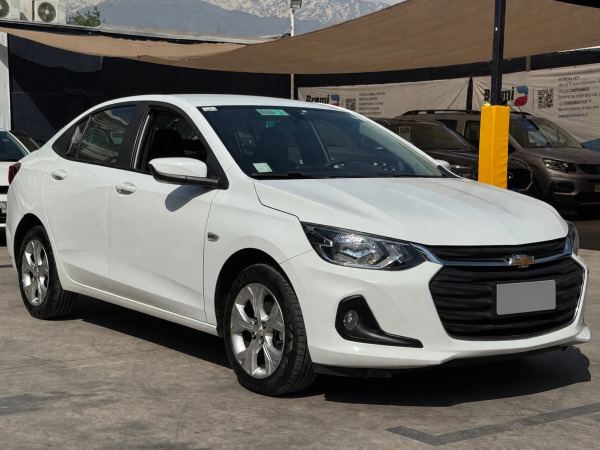 Chevrolet Onix — foto 23 de 23