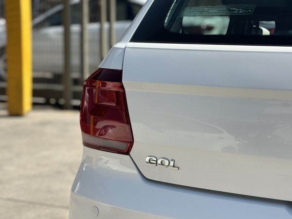 Volkswagen Gol Comfortline — foto 10 de 21