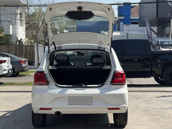 Volkswagen Gol Comfortline — foto 11 de 21