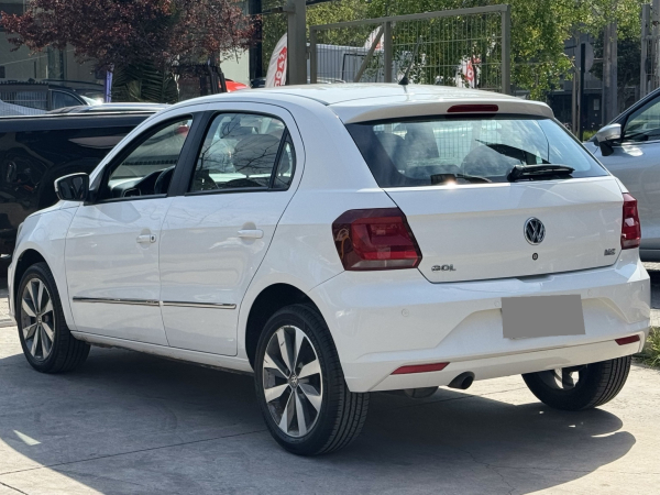 Volkswagen Gol Comfortline — foto 16 de 21