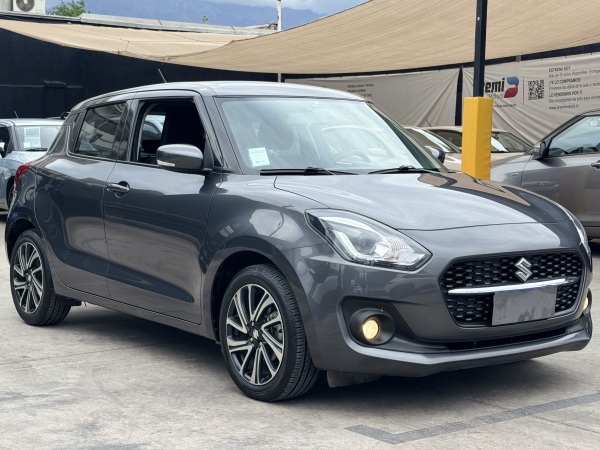 Suzuki Swift — foto 3 de 23