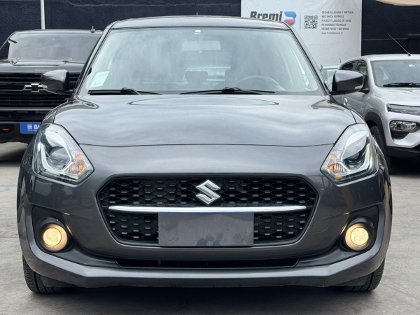 Suzuki Swift — foto 2 de 23