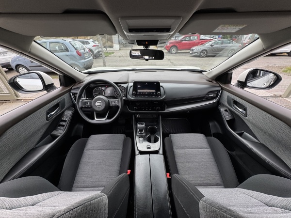 Nissan X-Trail — foto 17 de 25