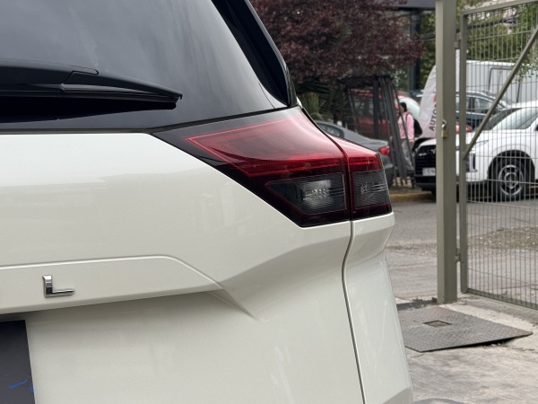 Nissan X-Trail — foto 10 de 25