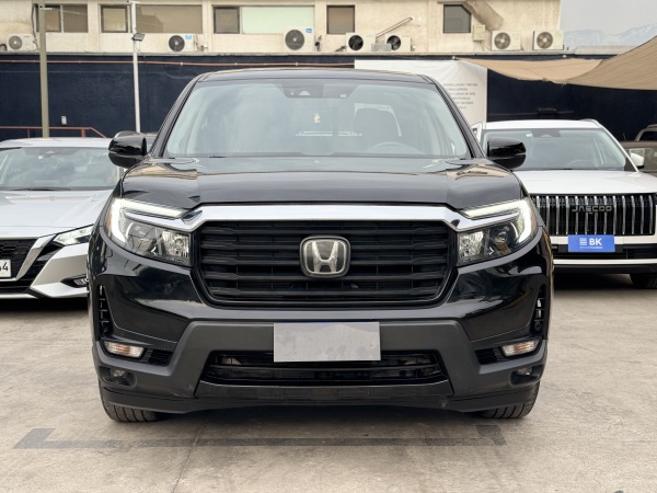 Honda Ridgeline — foto 2 de 3