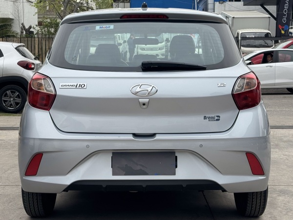 Hyundai Grand I10 — foto 5 de 22