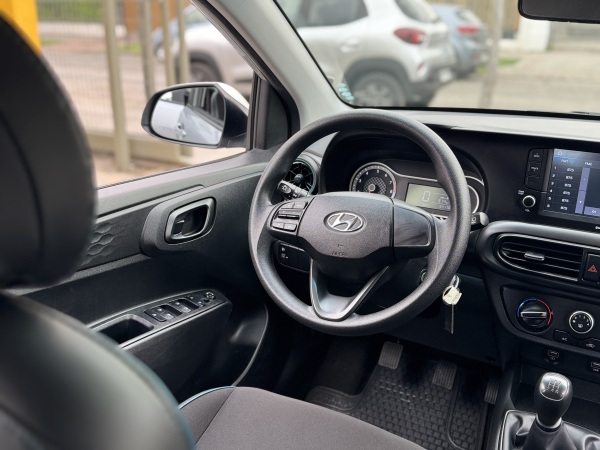 Hyundai Grand I10 — foto 20 de 22