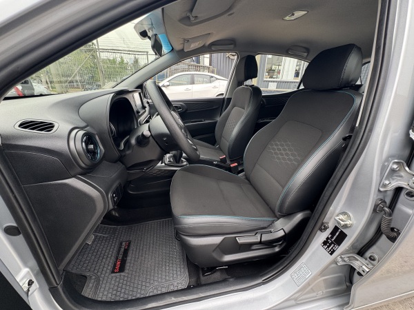 Hyundai Grand I10 — foto 13 de 22