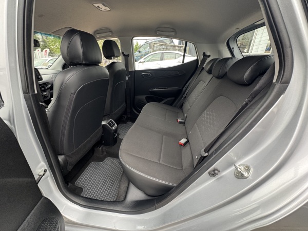 Hyundai Grand I10 — foto 14 de 22