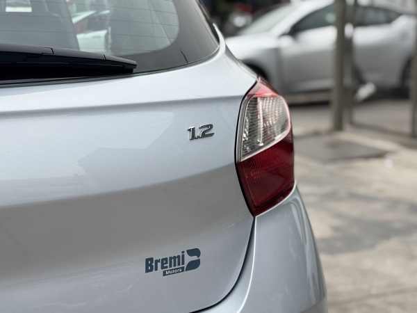 Hyundai Grand I10 — foto 10 de 22