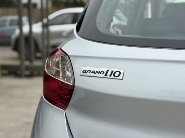 Hyundai Grand I10 — foto 9 de 22