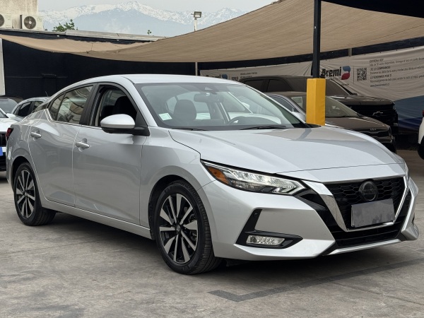 Nissan Sentra — foto 3 de 23
