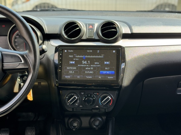 Suzuki Swift — foto 22 de 22